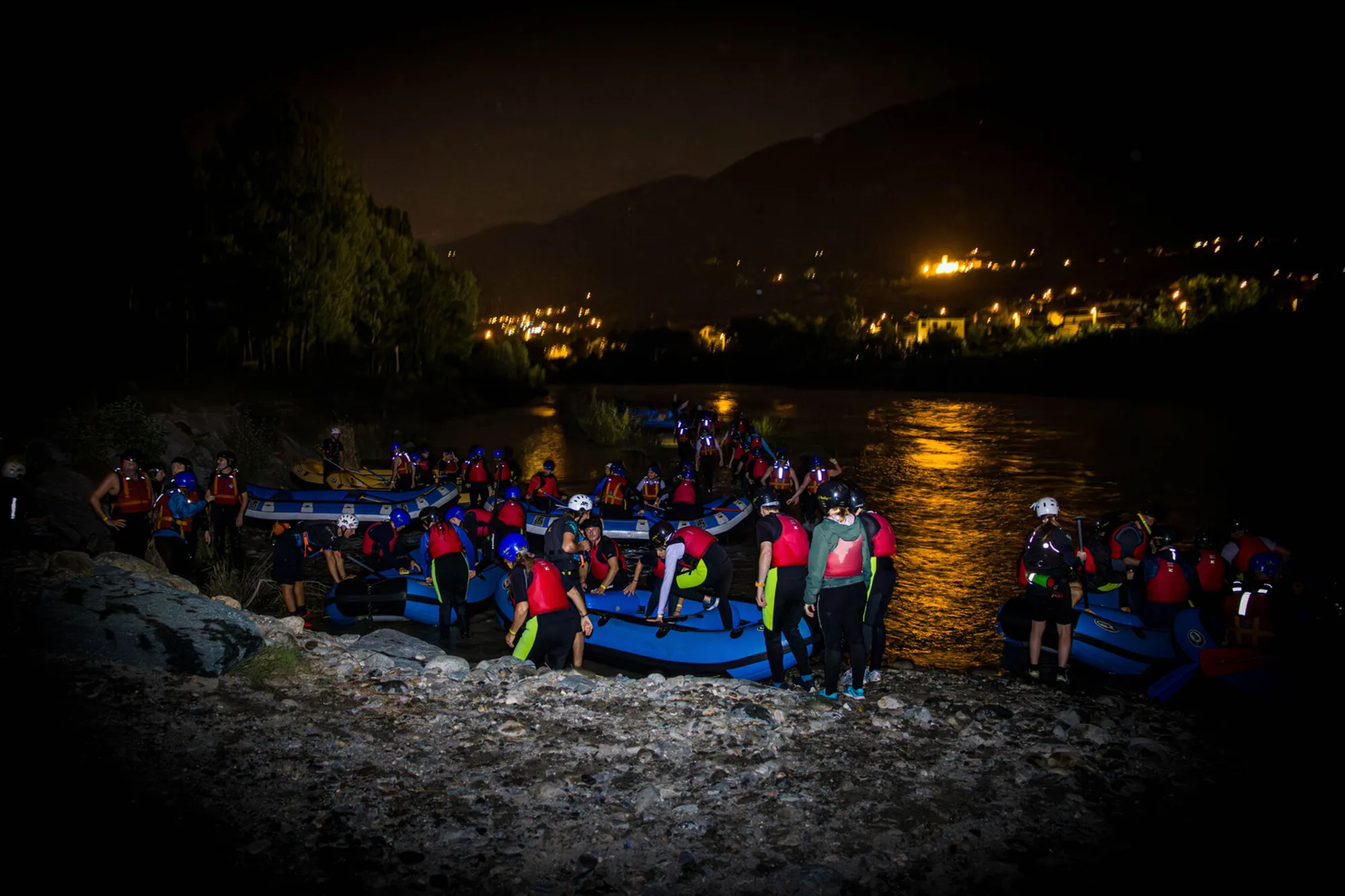 Tra la magia delle stelle e quella dell'Adda: torna lo Starlight Rafting
