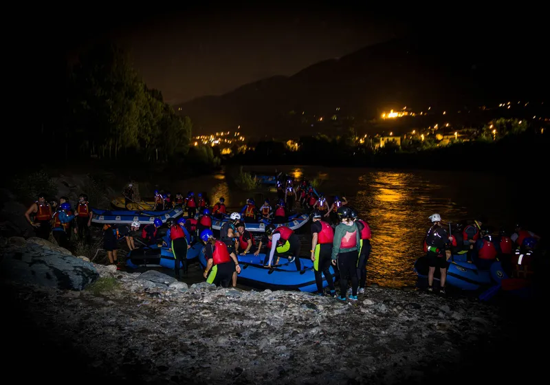 Tra la magia delle stelle e quella dell'Adda: torna lo Starlight Rafting